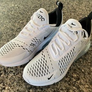 Nike Air Max 270